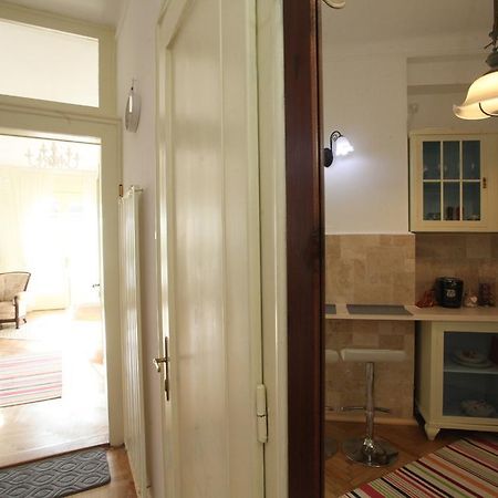 White Opera By Nux Apartment Клуж-Напока Екстериор снимка